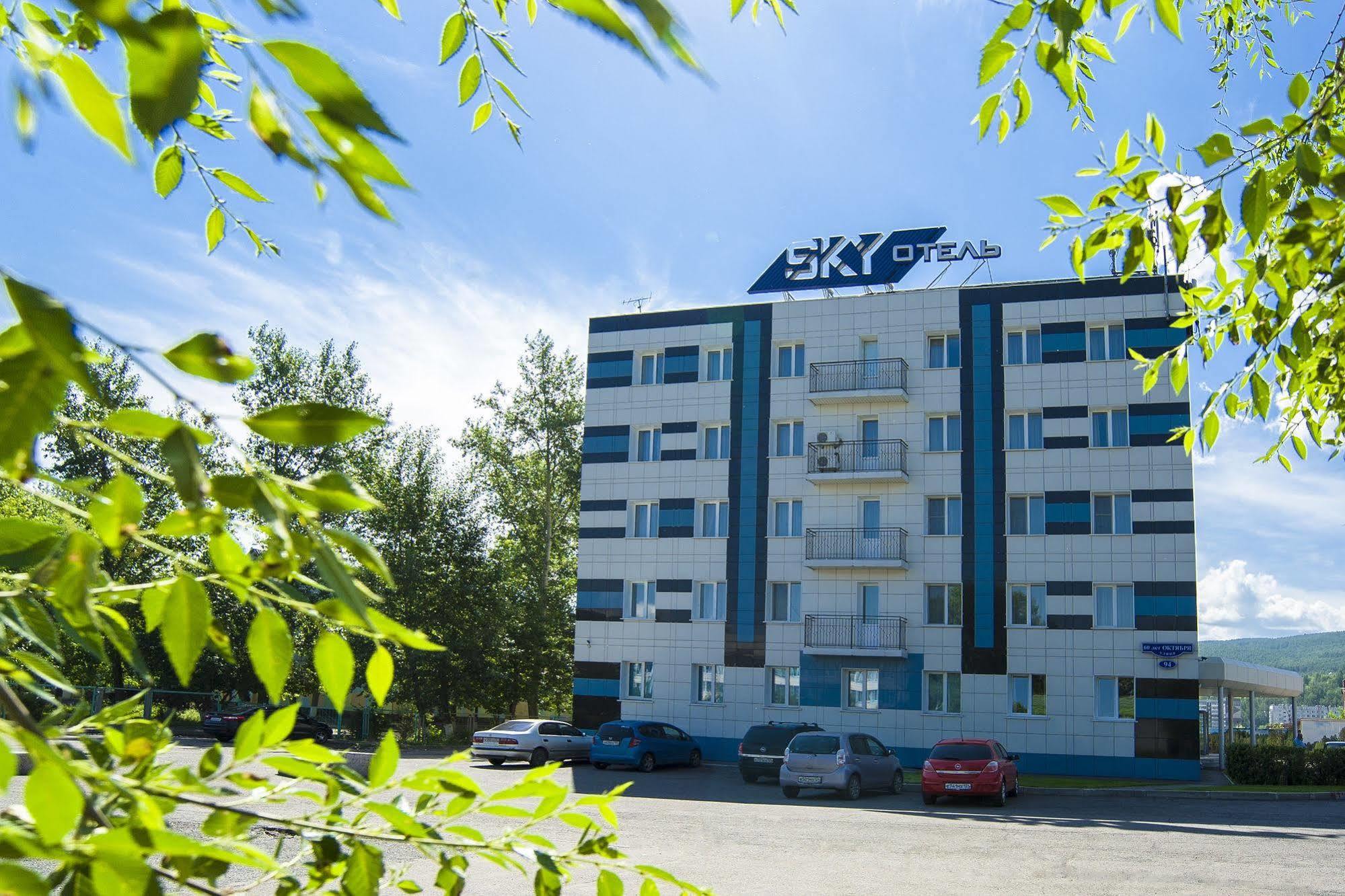 Sky Hotel Krasnojarsk Exterior foto
